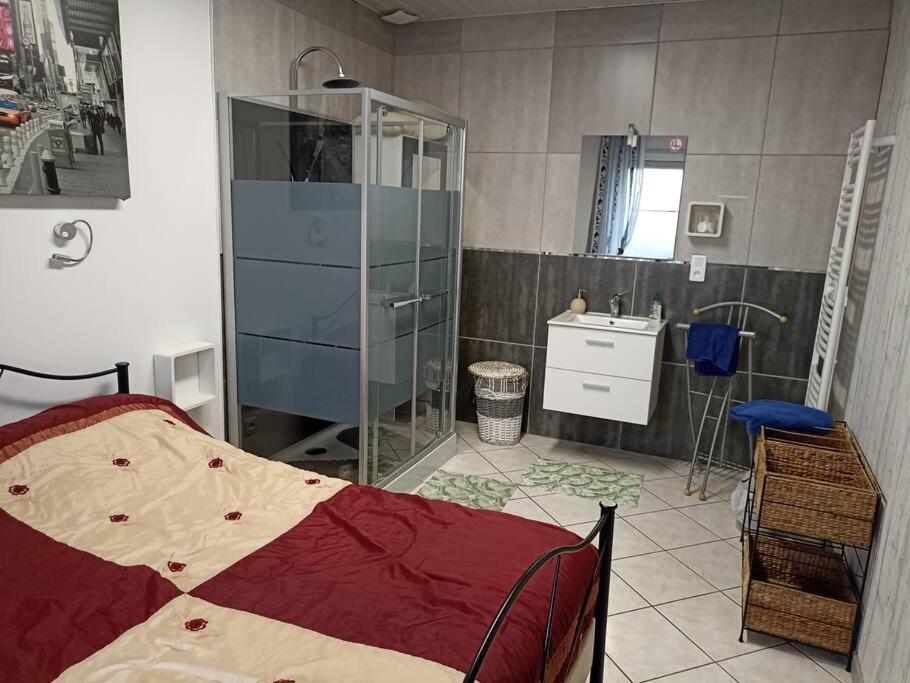 Appartement De 70M2 Tout Equipe Hargarten-aux-Mines Eksteriør billede